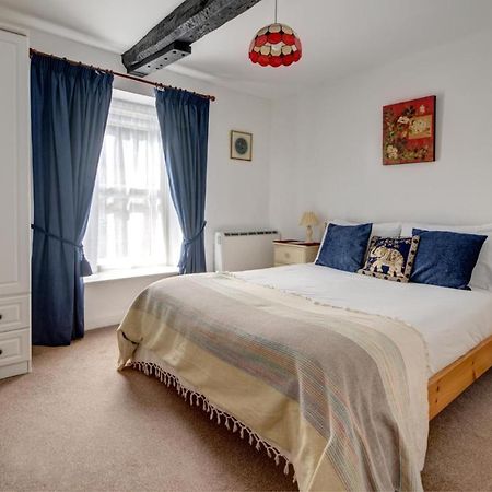 Katrinas Apartment By Treetop Property Cirencester Exteriör bild